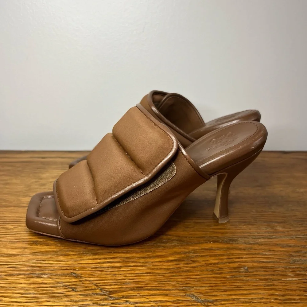 Gia Borghini Size 37 • Brown Cloth Heeled Sandals.